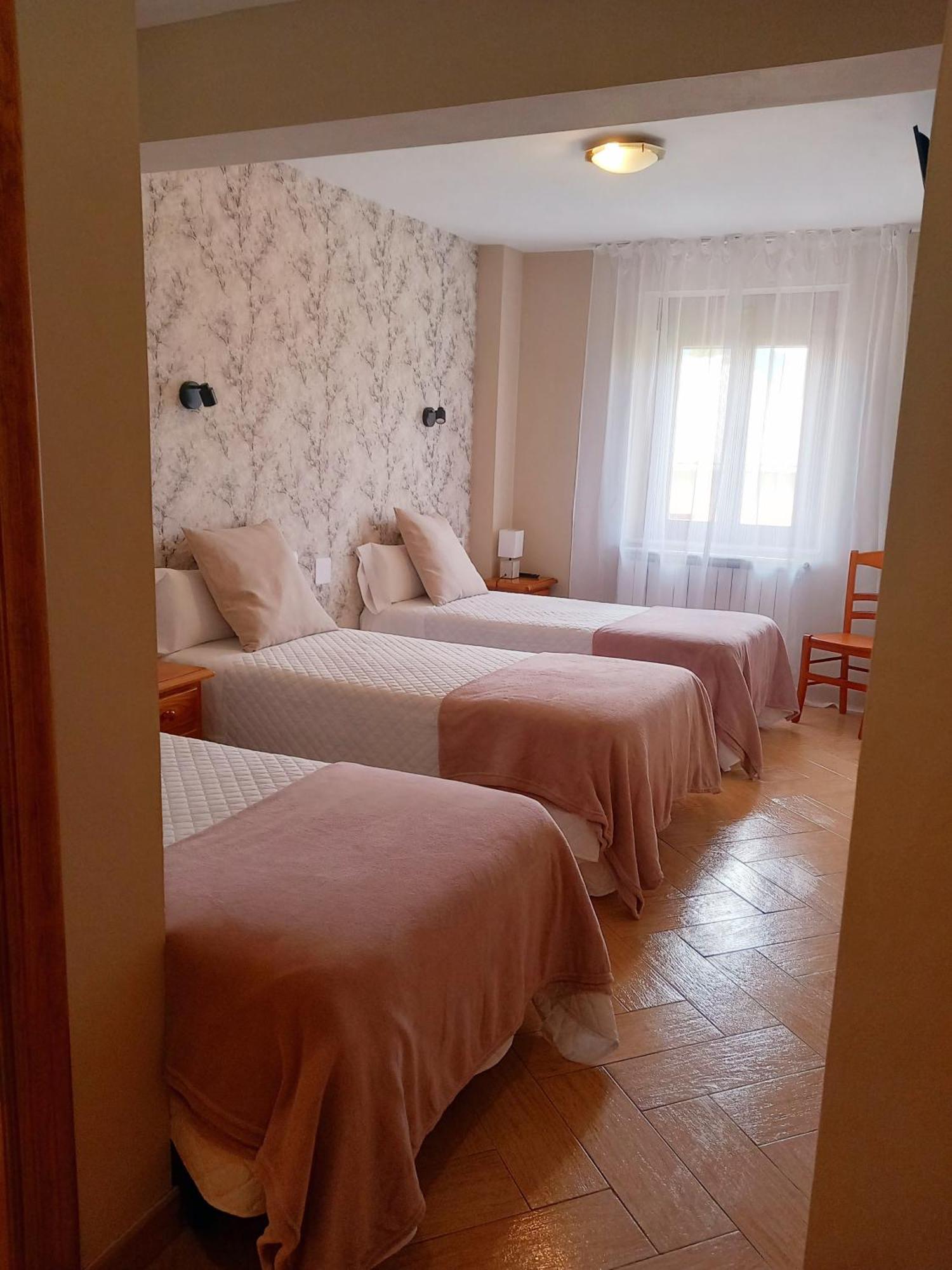 Hotel Rural Orquidea Velilla del Rio Carrion Eksteriør bilde